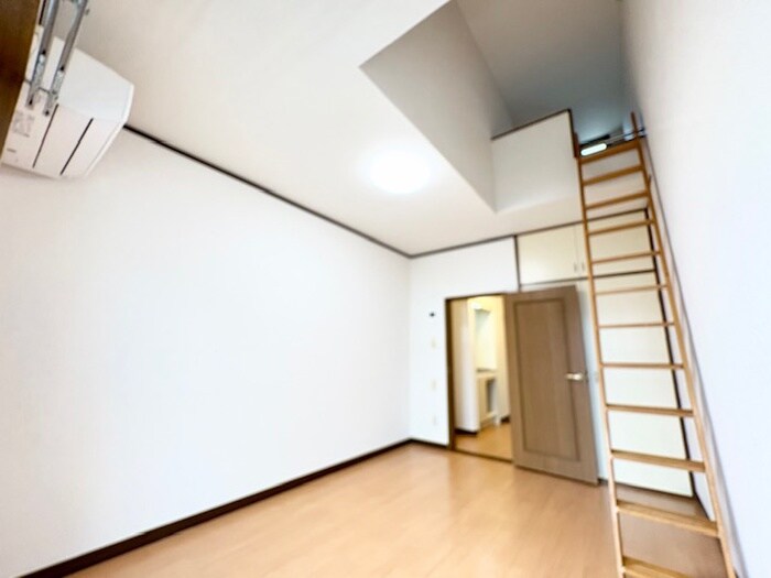 物件内観写真22　(居室)