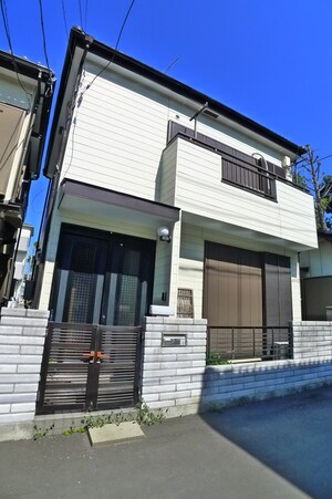 三橋４丁目貸家外観写真