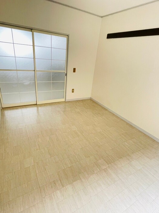 物件内観写真14　(居室)