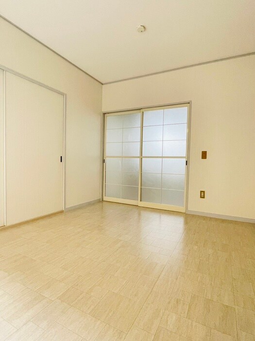 物件内観写真16　(居室)