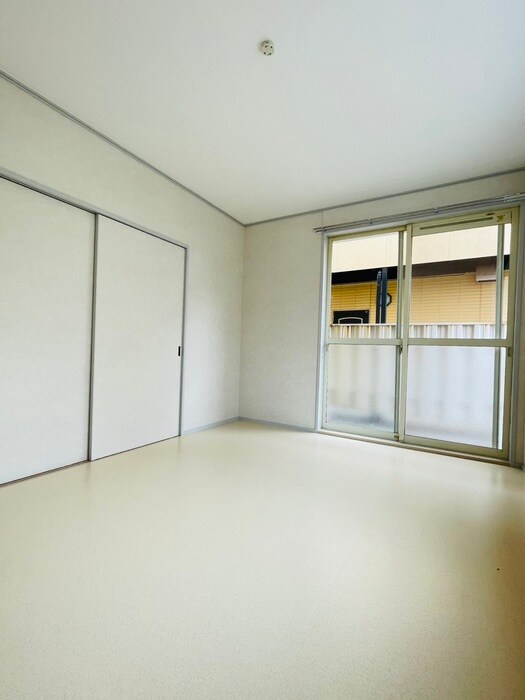 物件内観写真19　(居室)