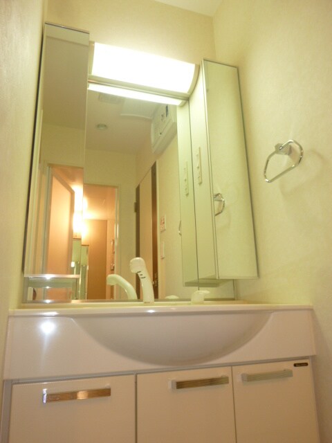 物件内観写真10　(洗面)