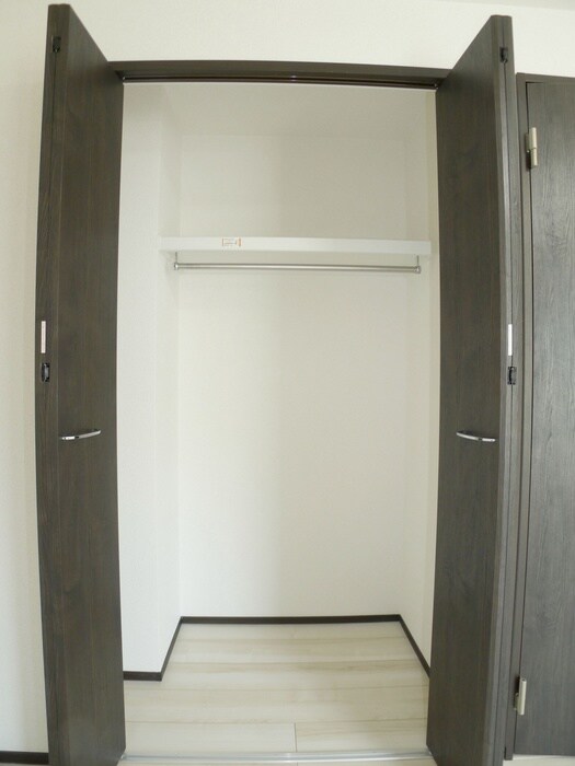 物件内観写真12　(収納)