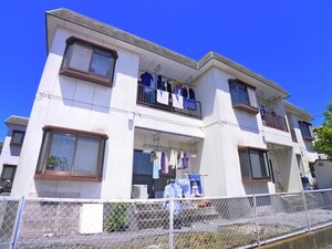 パ－ルハイツ吉野Ｅ棟外観写真