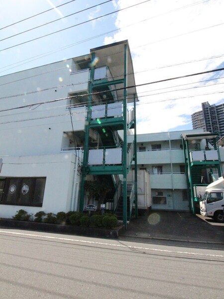 ファミ－ル渋谷外観写真