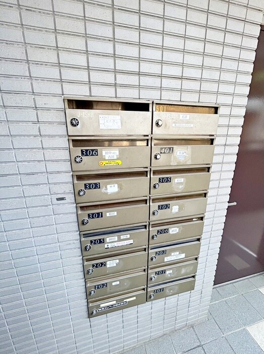 物件外観写真6　(建物設備)