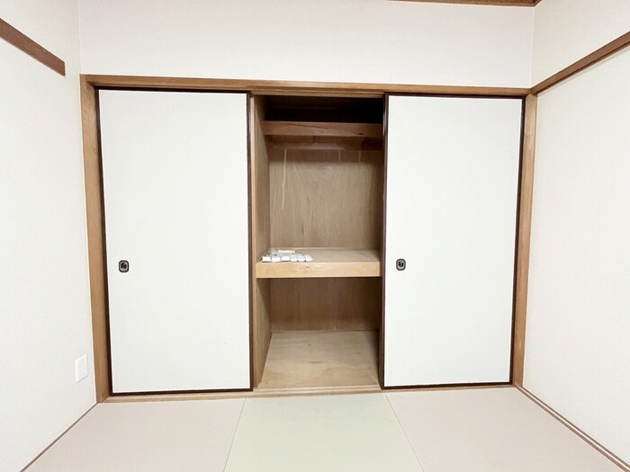 物件内観写真13　(収納)