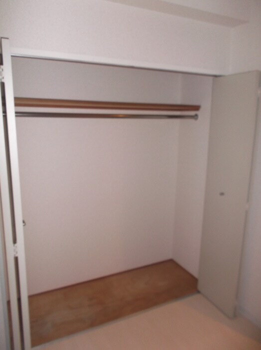 物件内観写真9　(収納)