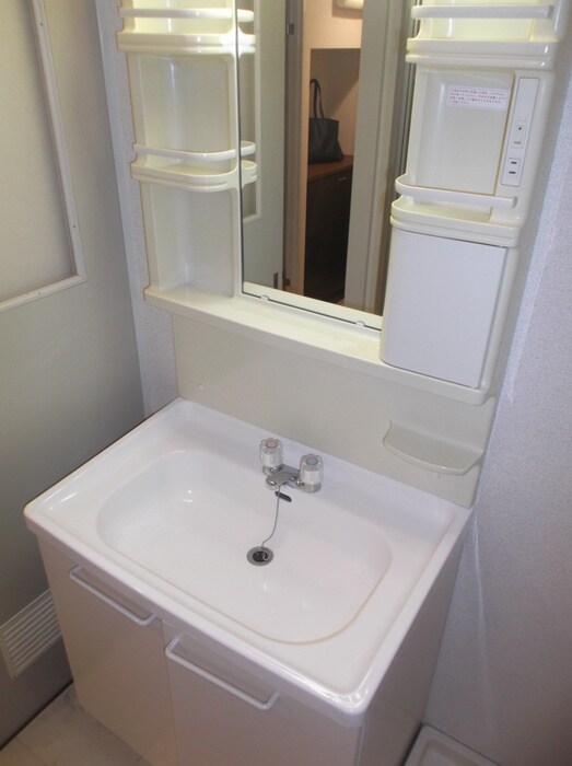 物件内観写真12　(洗面)