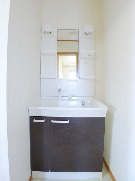 物件内観写真13　(洗面)