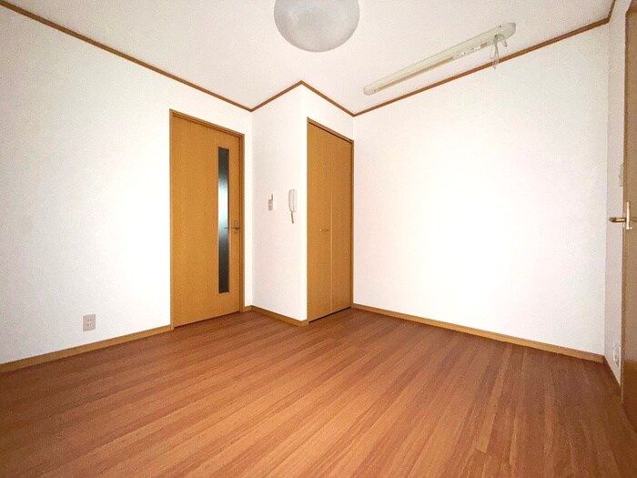 物件内観写真17　(居室)