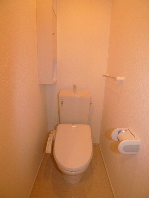 物件内観写真12　(トイレ)