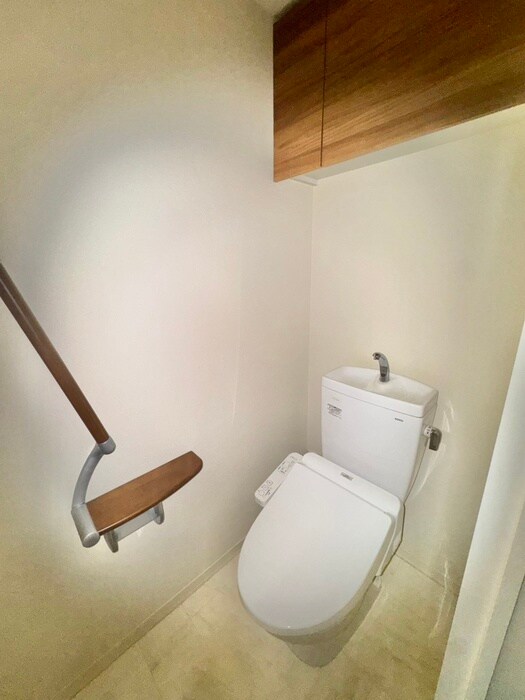 物件内観写真13　(トイレ)