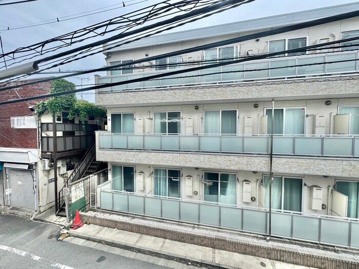 物件内観写真16　(室内からの展望)