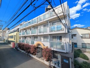 コーポ・ラフォーレ外観写真