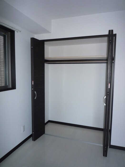 物件内観写真13　(収納)