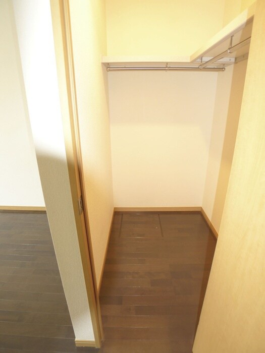 物件内観写真11　(収納)