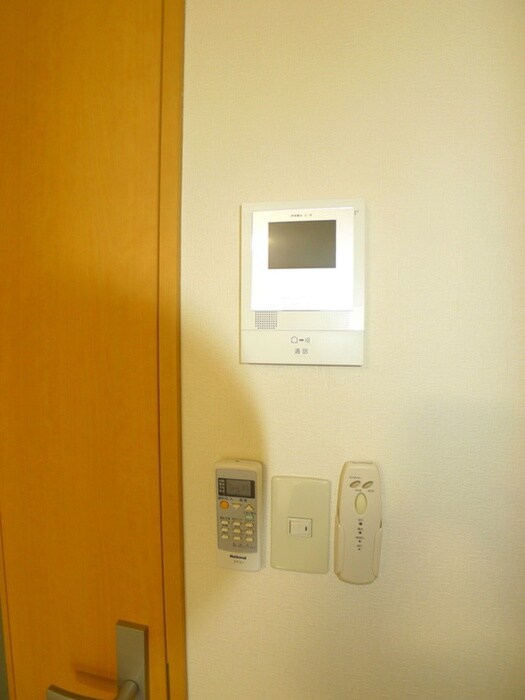 物件内観写真13　(室内からの展望)