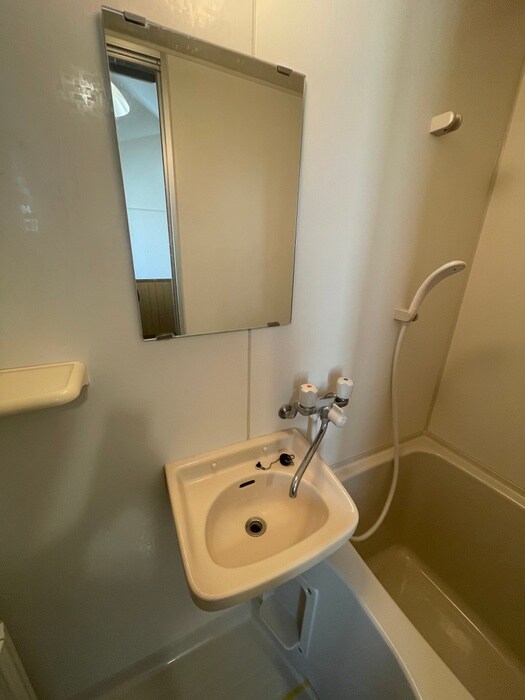 物件内観写真11　(洗面)