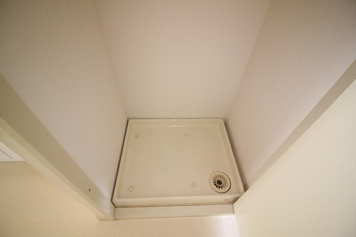 物件内観写真14　(洗濯機置場)