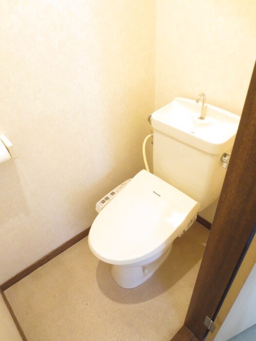 物件内観写真9　(トイレ)