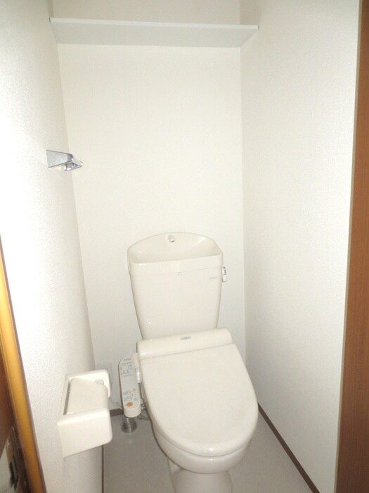 物件内観写真9　(トイレ)