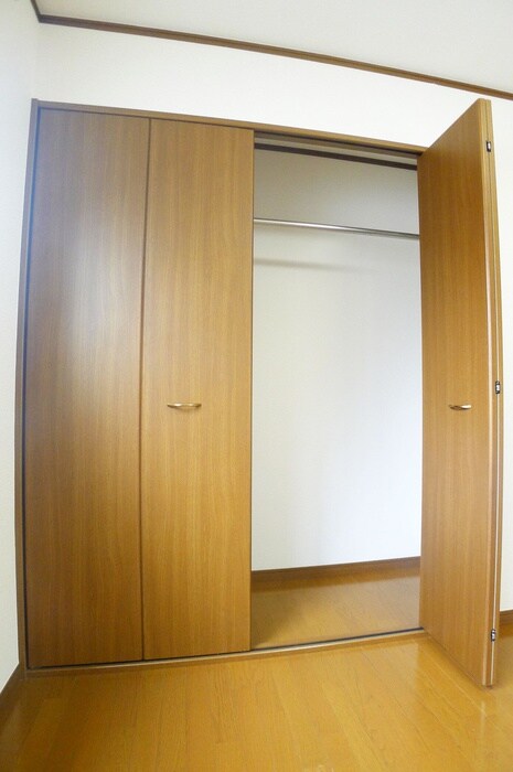 物件内観写真15　(収納)