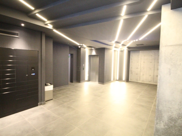 TRACK八丁堀のエントランス部分