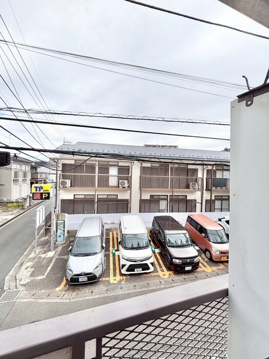 物件内観写真15　(室内からの展望)