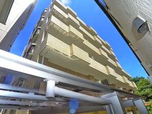パールホームズ市川外観写真