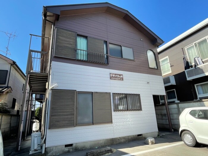 物件外観写真1　(外観写真)