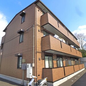 ﾛｲﾔﾙｸﾚｯｾﾝﾄ西登戸参番館外観写真