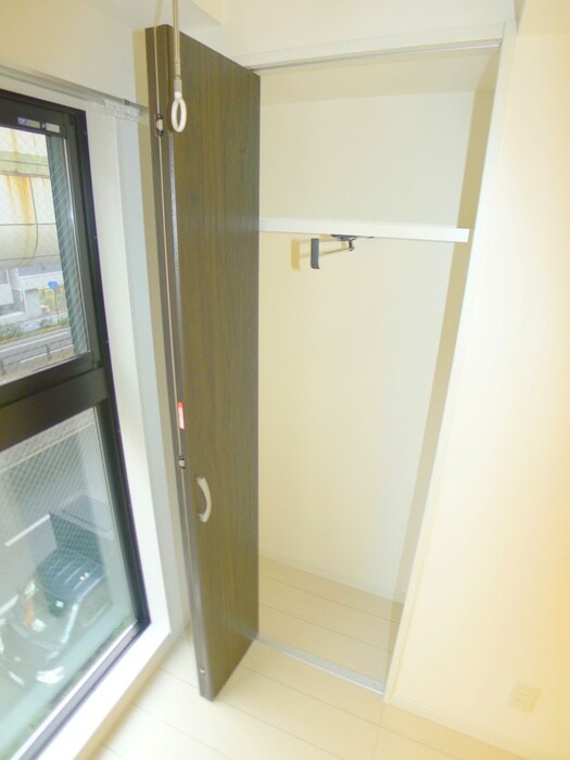 物件内観写真13　(収納)