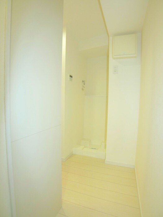 物件内観写真21　(廊下)