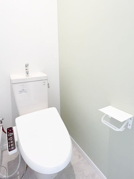 物件内観写真13　(トイレ)