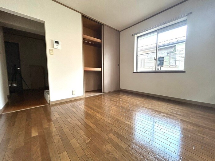 物件内観写真9　(居室)