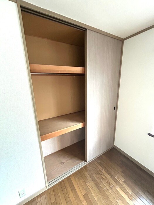 物件内観写真11　(収納)