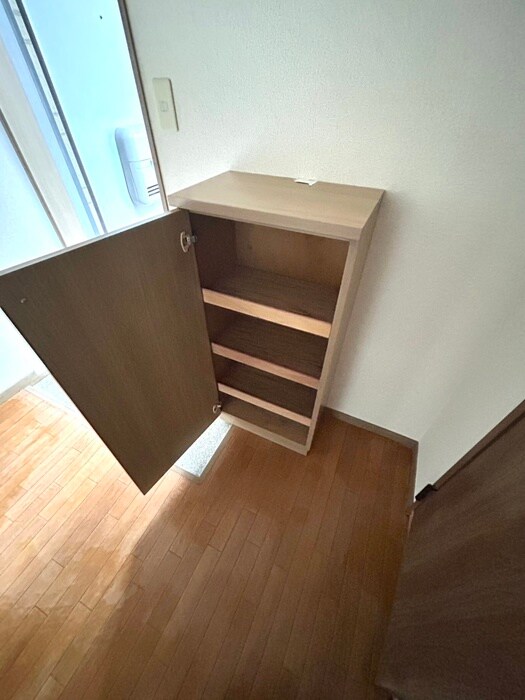 物件内観写真17　(靴箱)