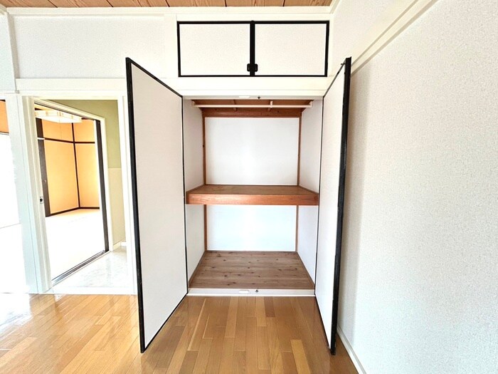 物件内観写真10　(収納)