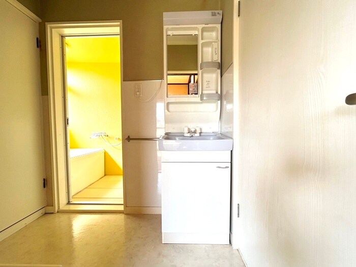 物件内観写真12　(洗面)