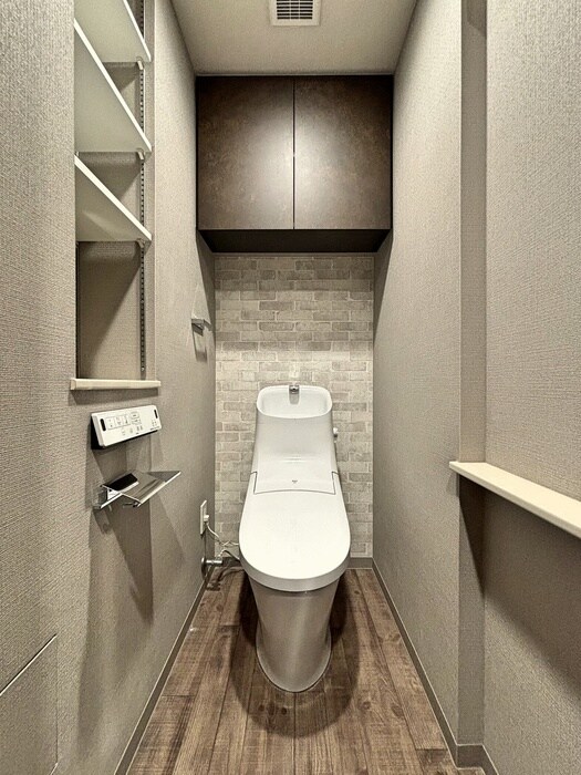 物件内観写真14　(トイレ)