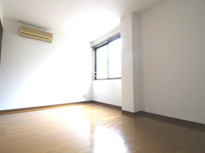 物件内観写真15　(居室)