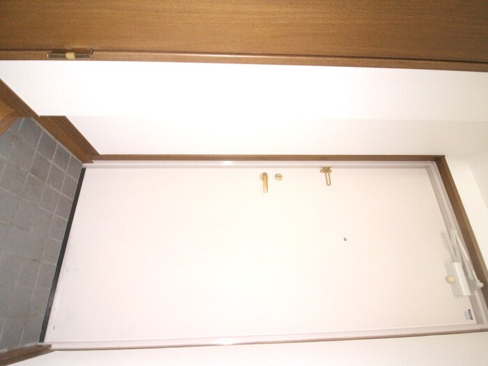 物件内観写真17　(玄関)