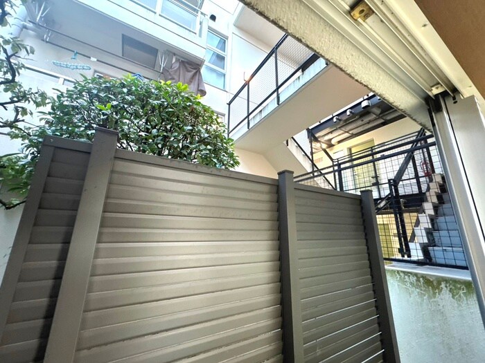 物件内観写真22　(室内からの展望)