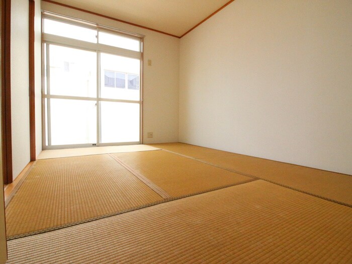 物件内観写真9　(居室)