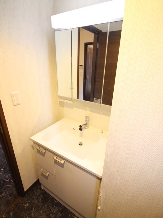 物件内観写真9　(洗面)