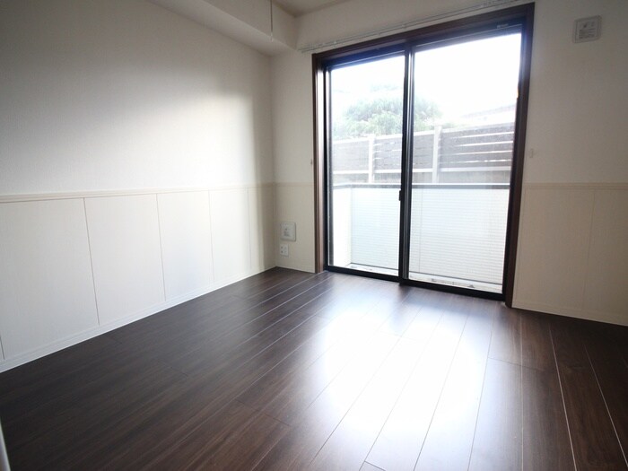 物件内観写真18　(居室)