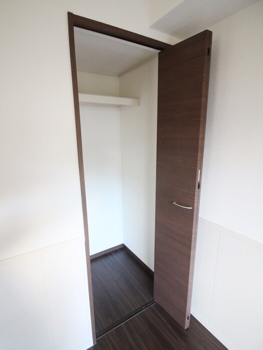 物件内観写真21　(収納)