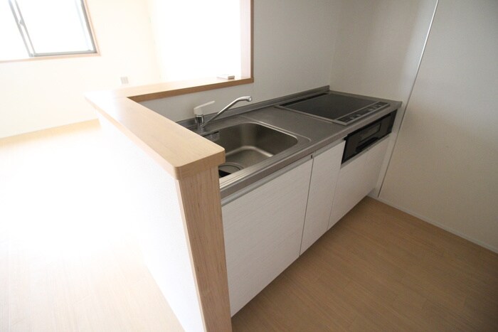 物件内観写真8　(キッチン)