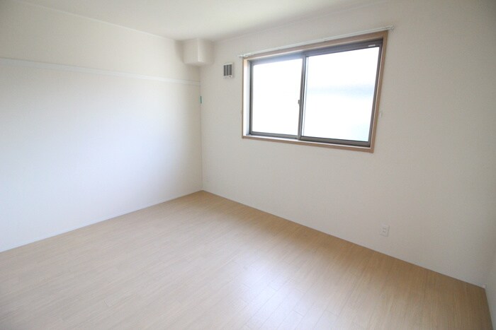 物件内観写真21　(居室)